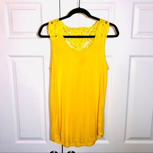 Cable & Gauge Yellow Top Crochet back
